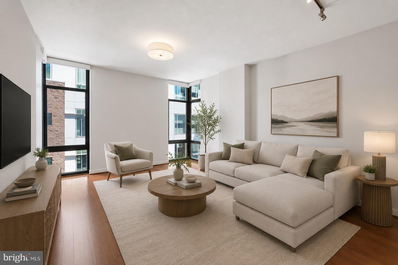 1010 MASSACHUSETTS AVENUE NW 812