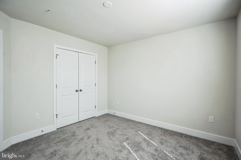 4165 BRODIE PL