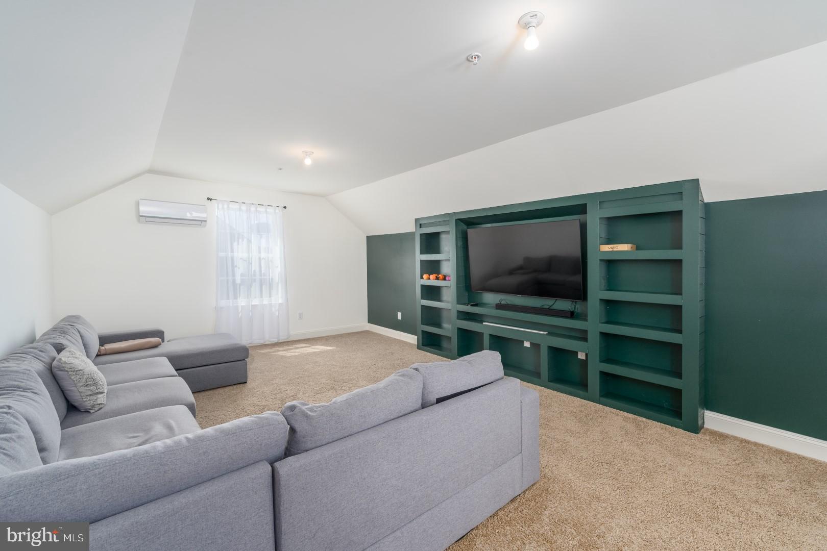331 Morning Glory Dr