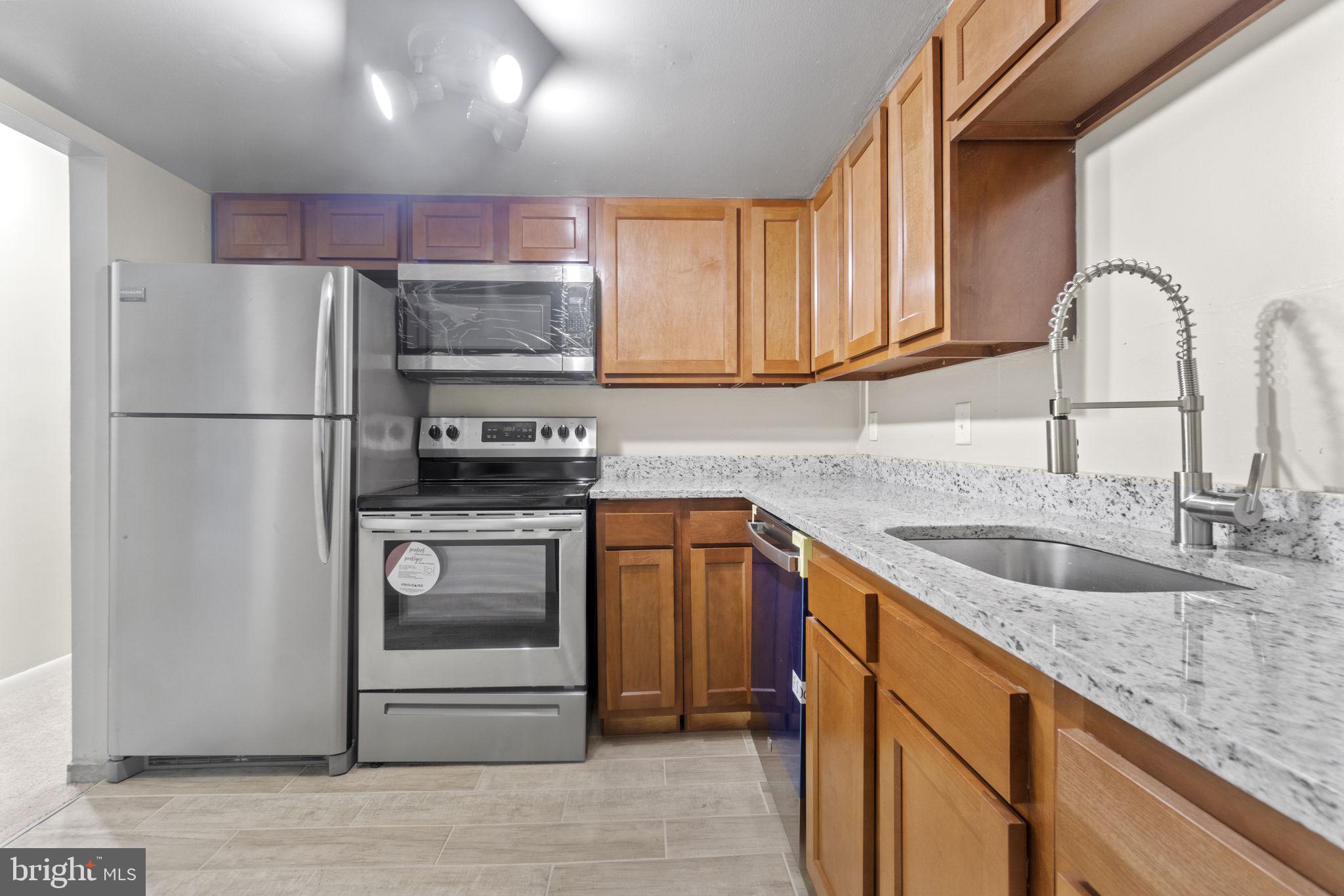 10105 Prince Pl #303-9c