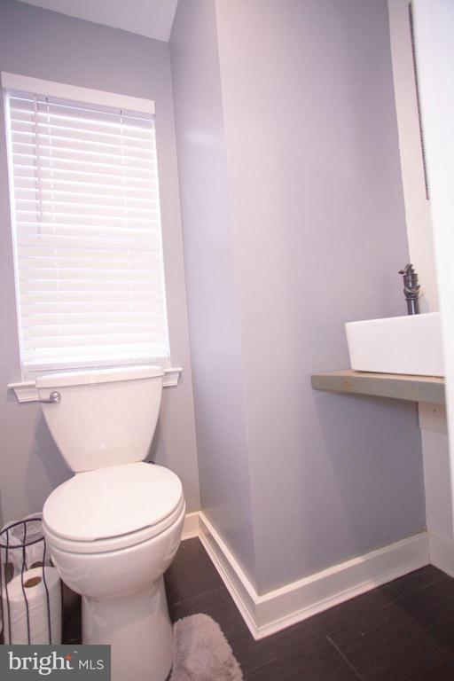 4623 Penzance Pl
