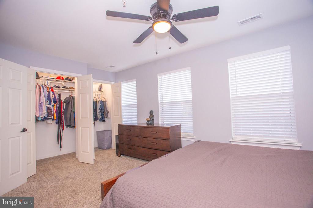4623 Penzance Pl
