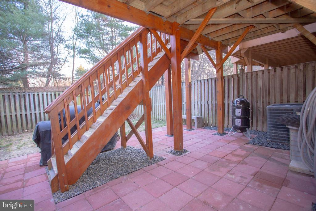 4623 Penzance Pl