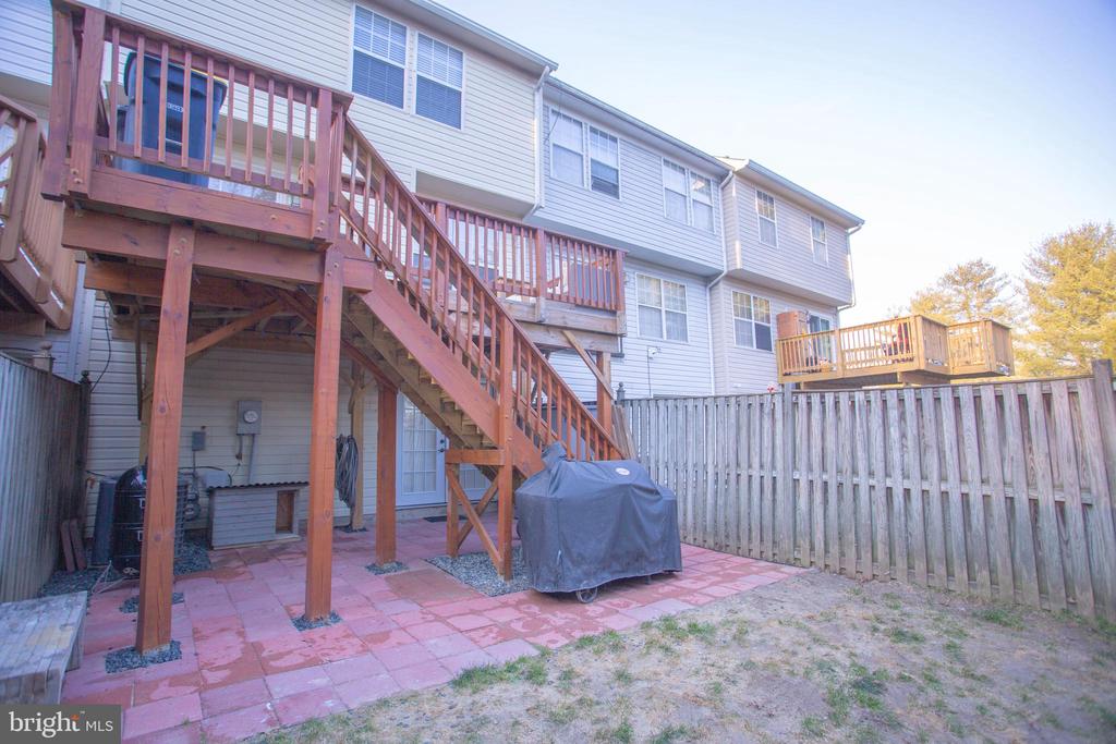 4623 Penzance Pl