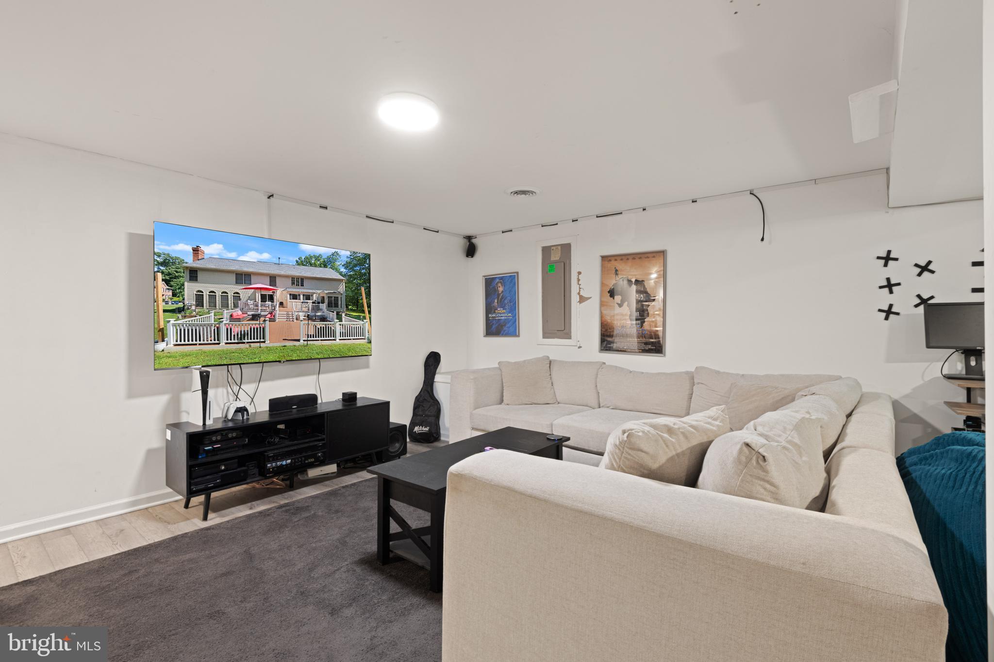 7912 WINGATE DRIVE