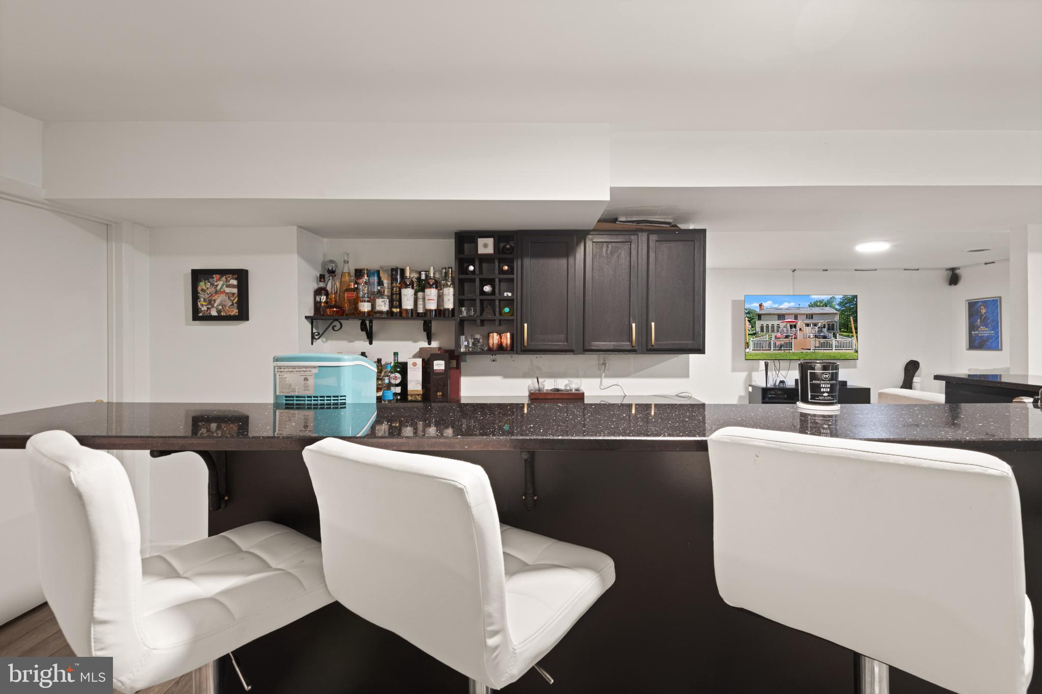 7912 WINGATE DRIVE