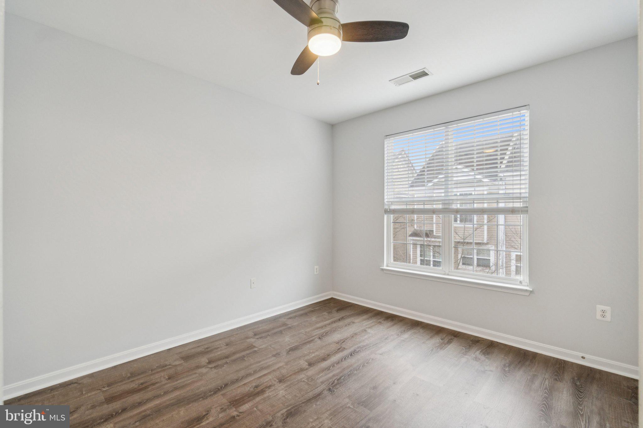 5611 HARTFIELD AVENUE