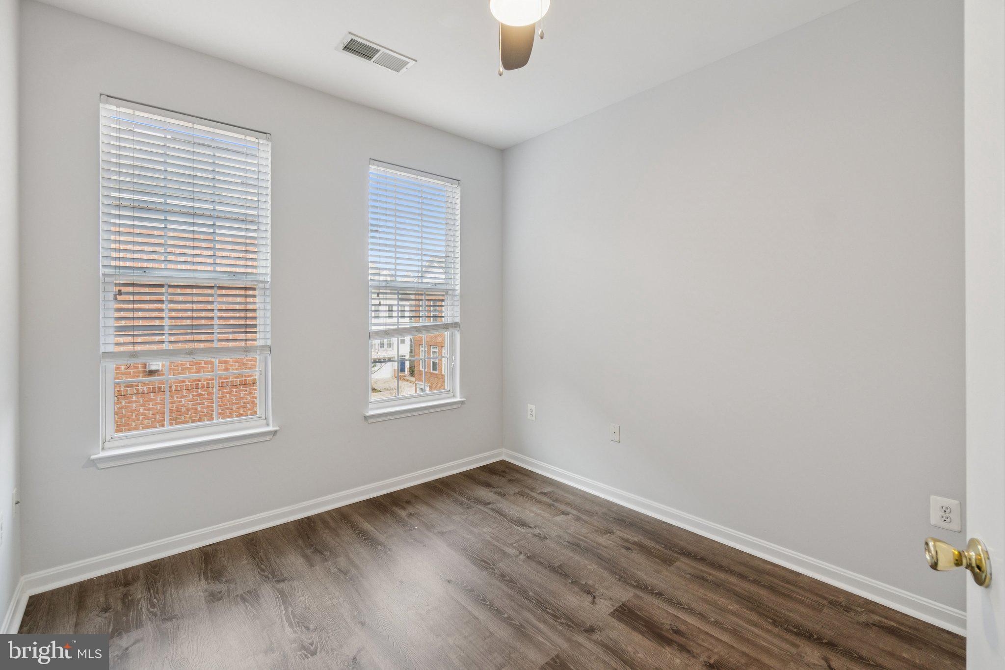 5611 HARTFIELD AVENUE