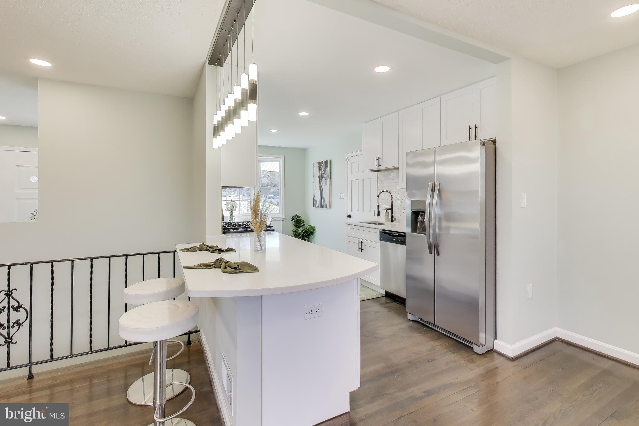 9808 WILLIAMSBURG DRIVE