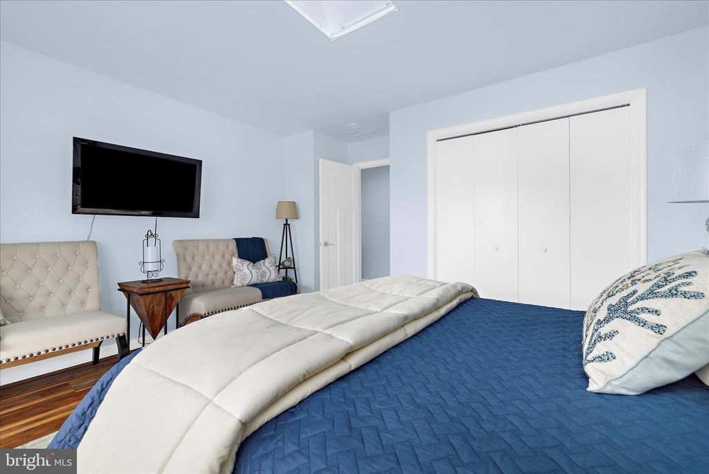 112 BAYVIEW