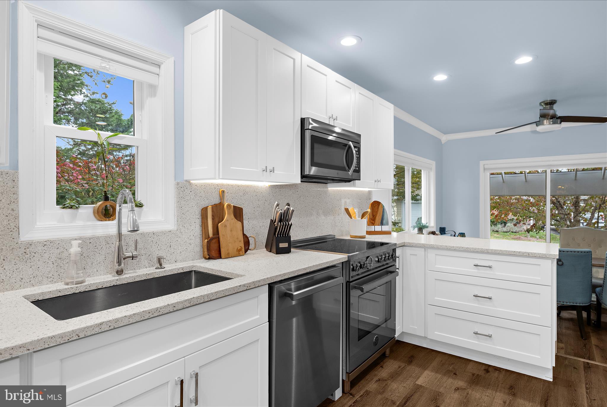 112 BAYVIEW