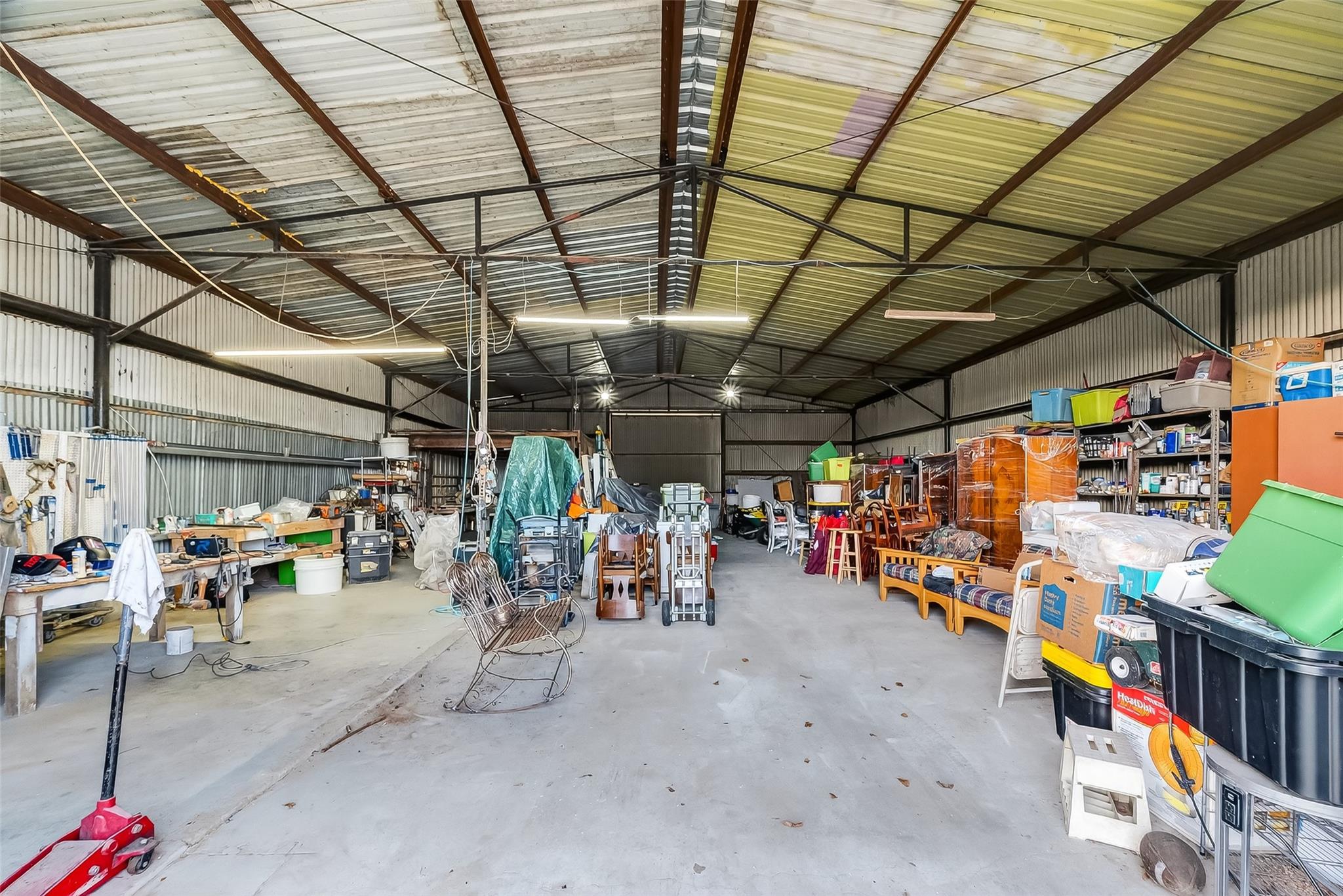 2900 W Highway 6