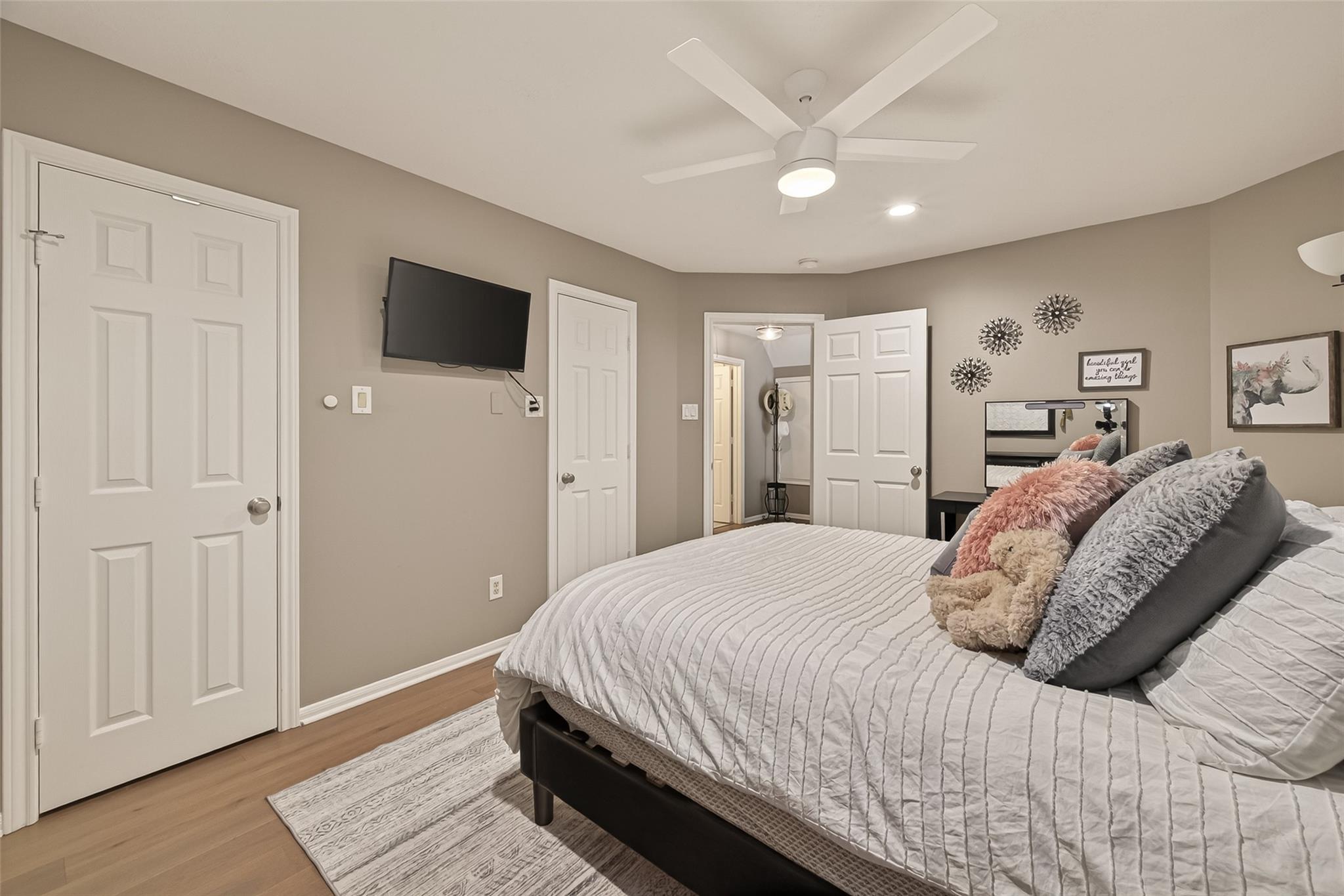 5335 Fairdale Lane
