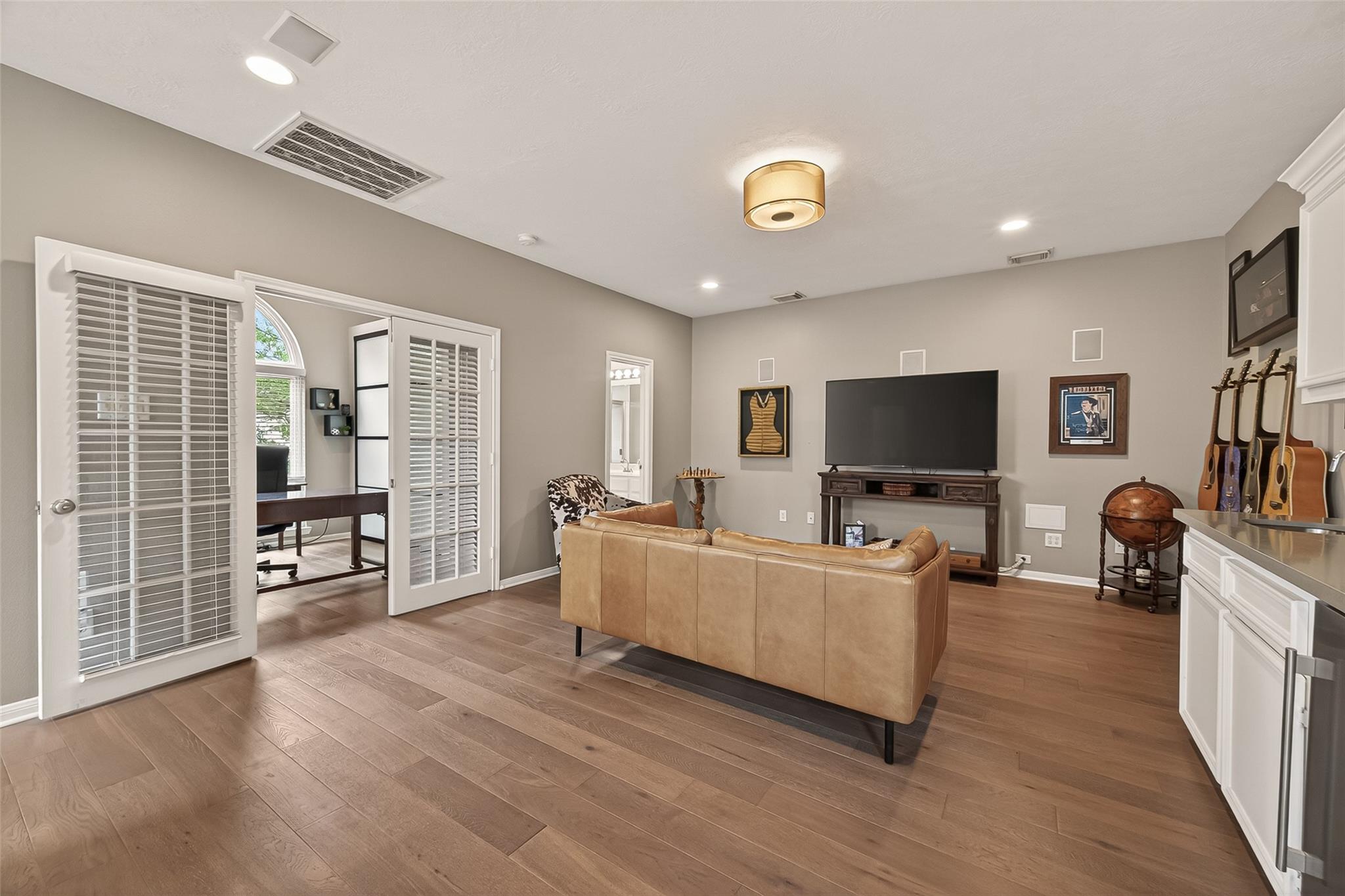5335 Fairdale Lane