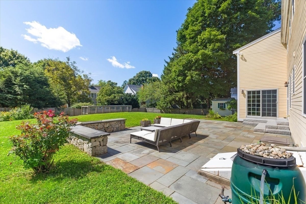 7 Fairview St