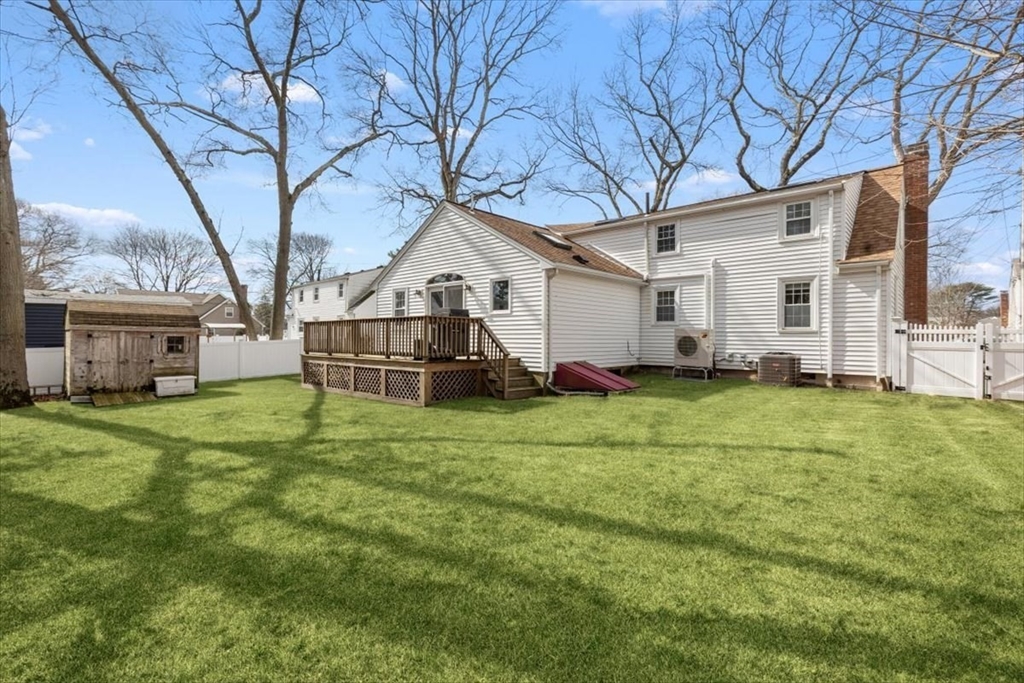 100 Holly Hill Cir