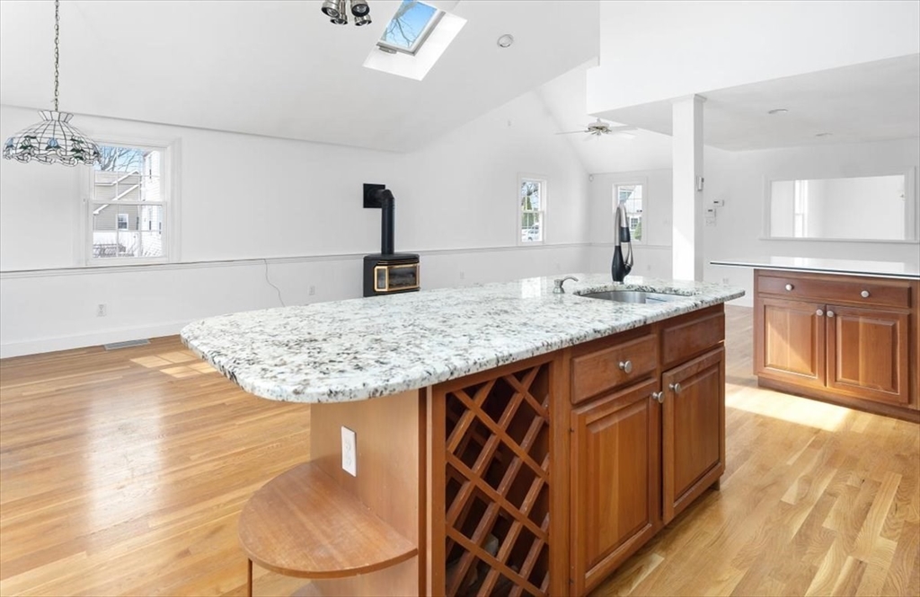 100 Holly Hill Cir