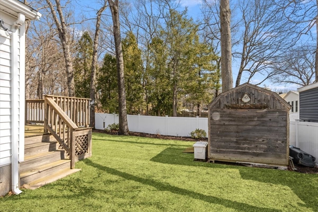 100 Holly Hill Cir