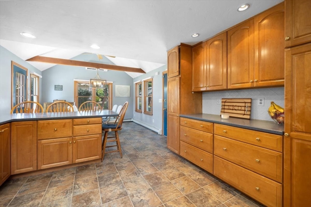 19 Goodrow Rd