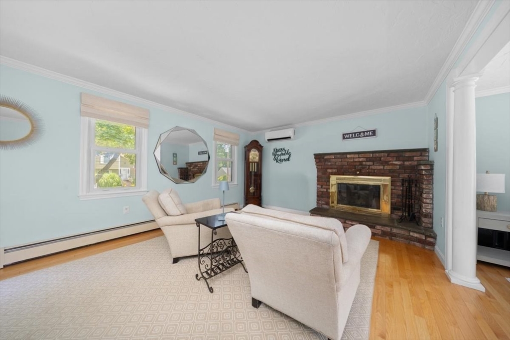 19 Goodrow Rd