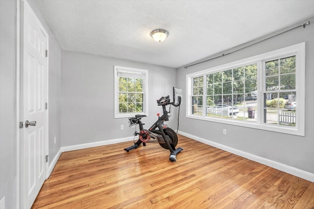 11 Thayer Ave
