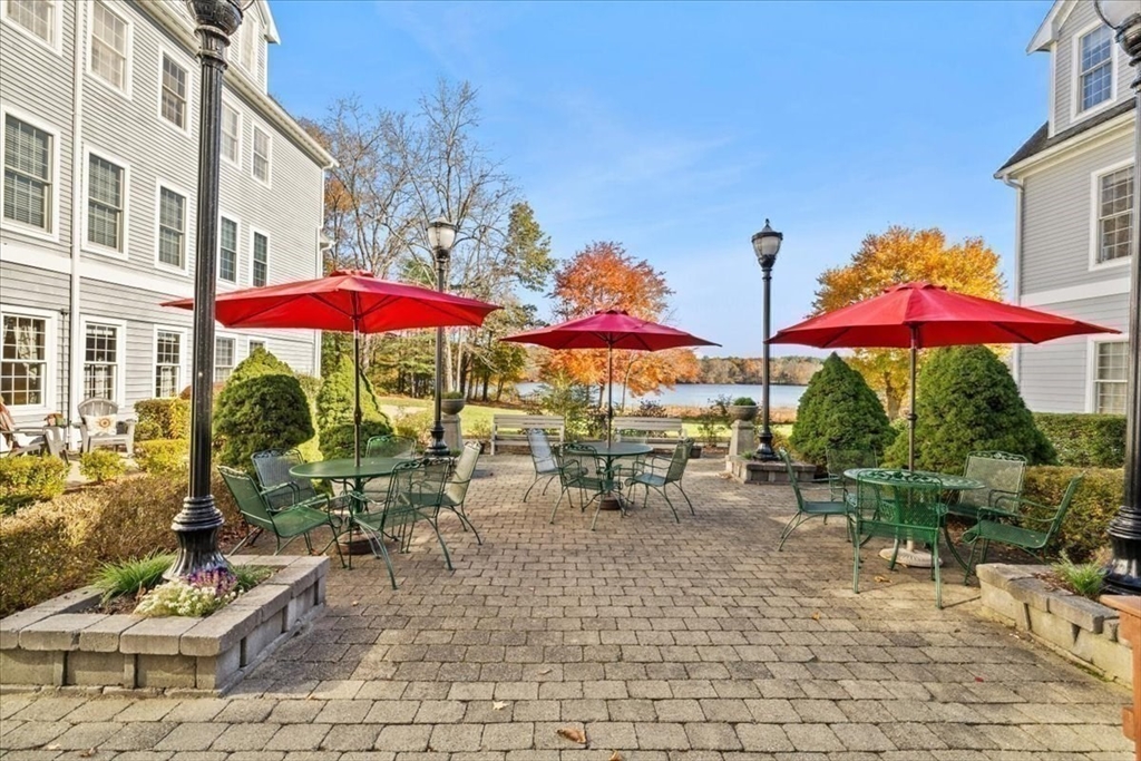 7 Assinippi Ave # 216