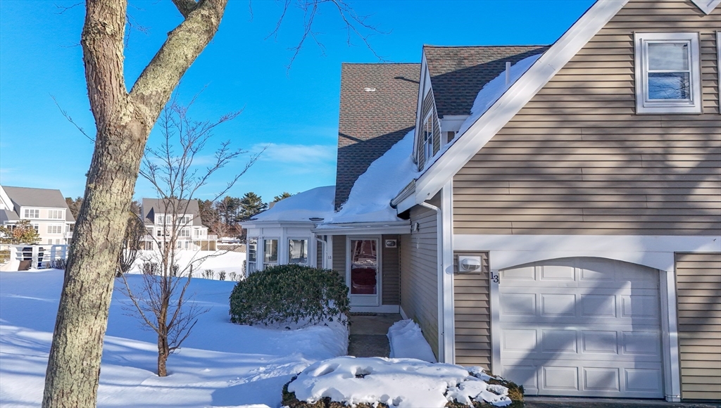 13 Bay Pointe Dr Ext
