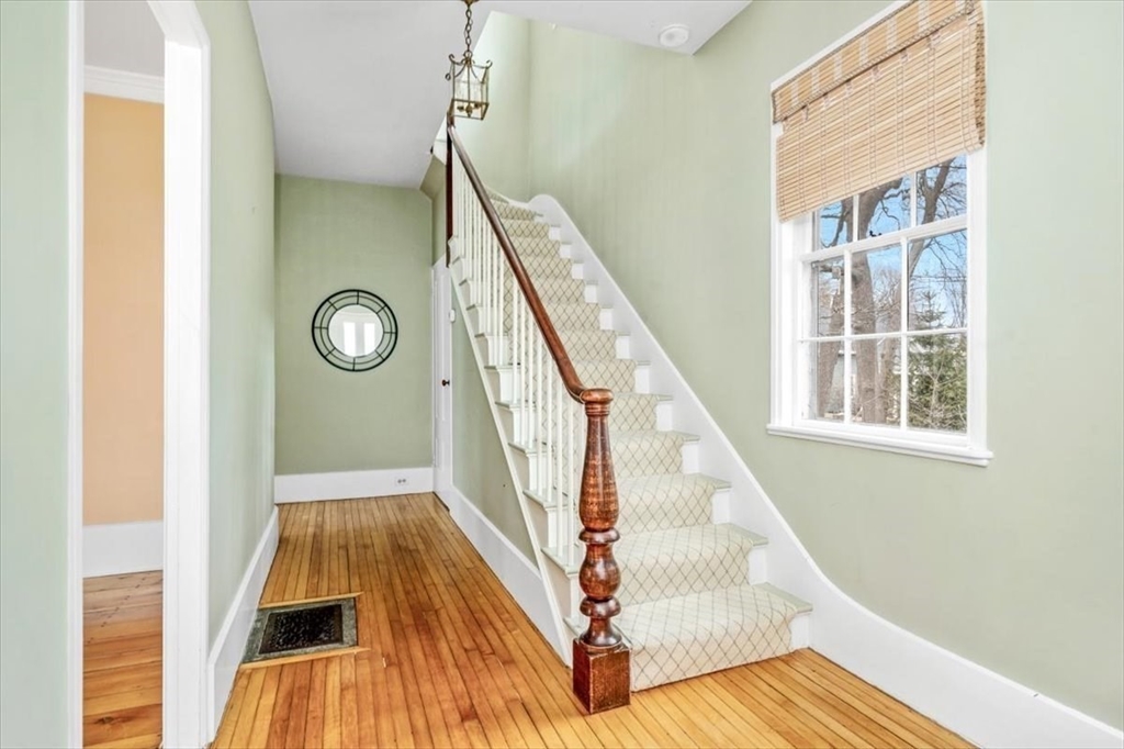 59 Cottage St