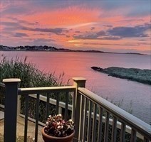 14 Oceanside Dr # 14
