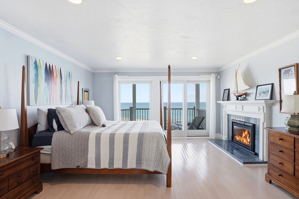 14 Oceanside Dr # 14