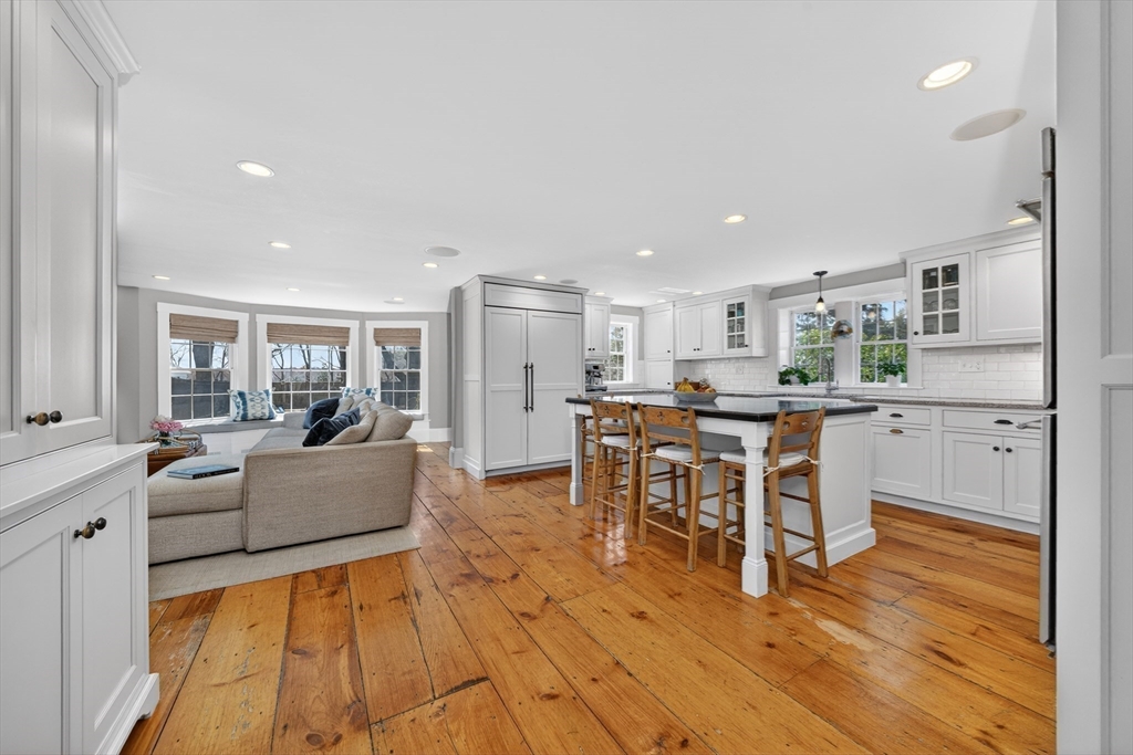 29 Pleasant St
