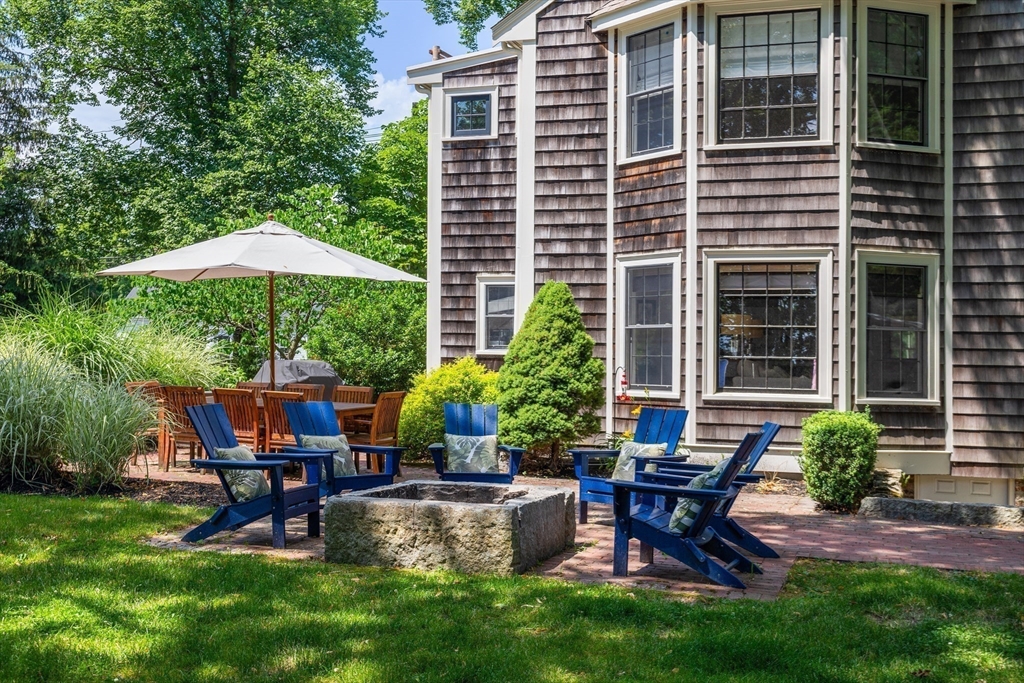 29 Pleasant St