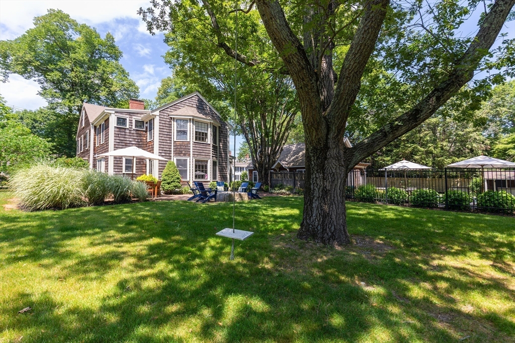 29 Pleasant St