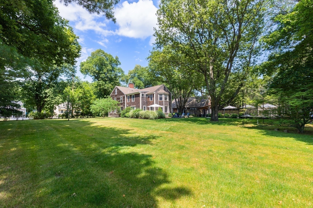 29 Pleasant St