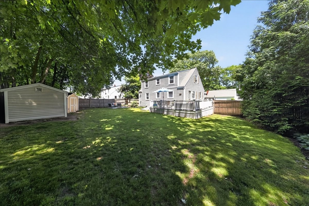 52 Gerard Rd