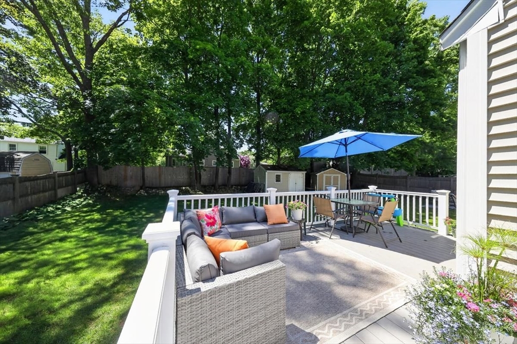 52 Gerard Rd