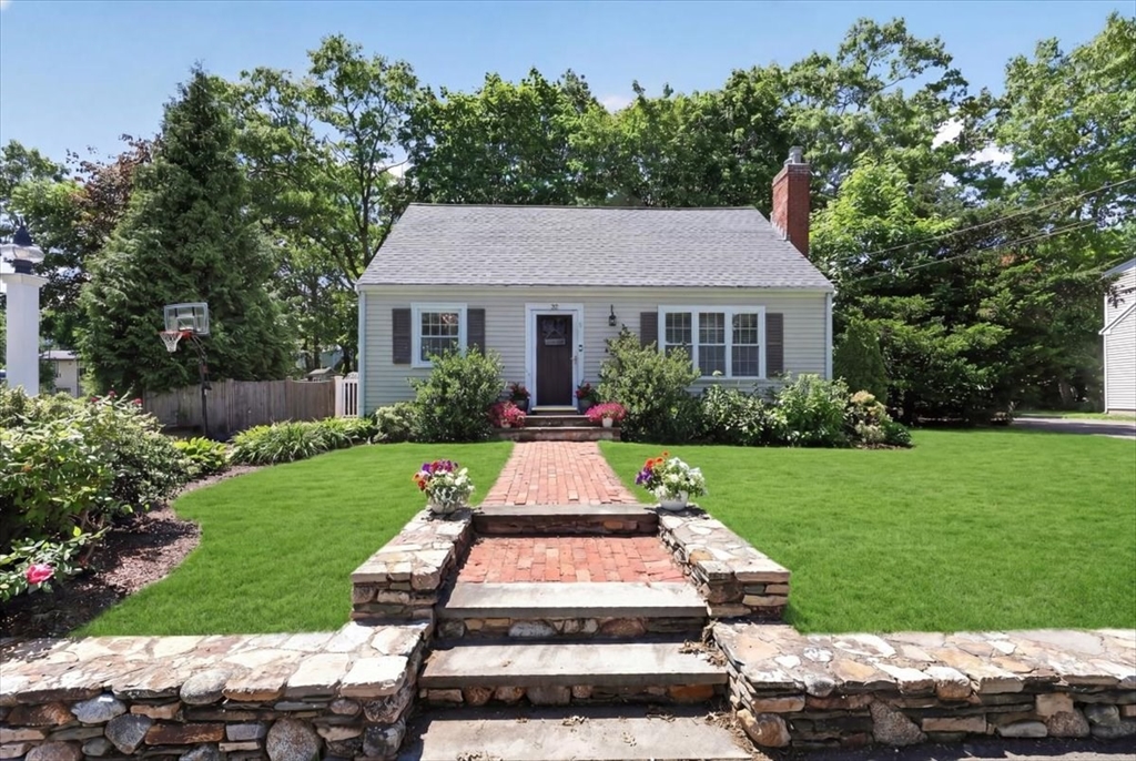 52 Gerard Rd