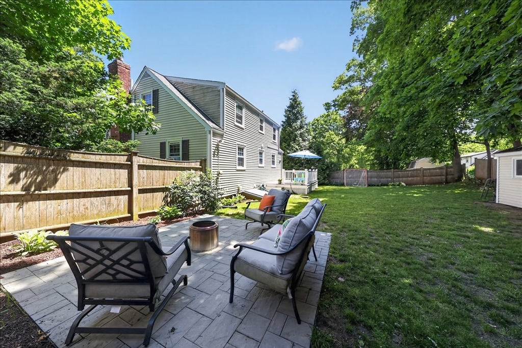52 Gerard Rd