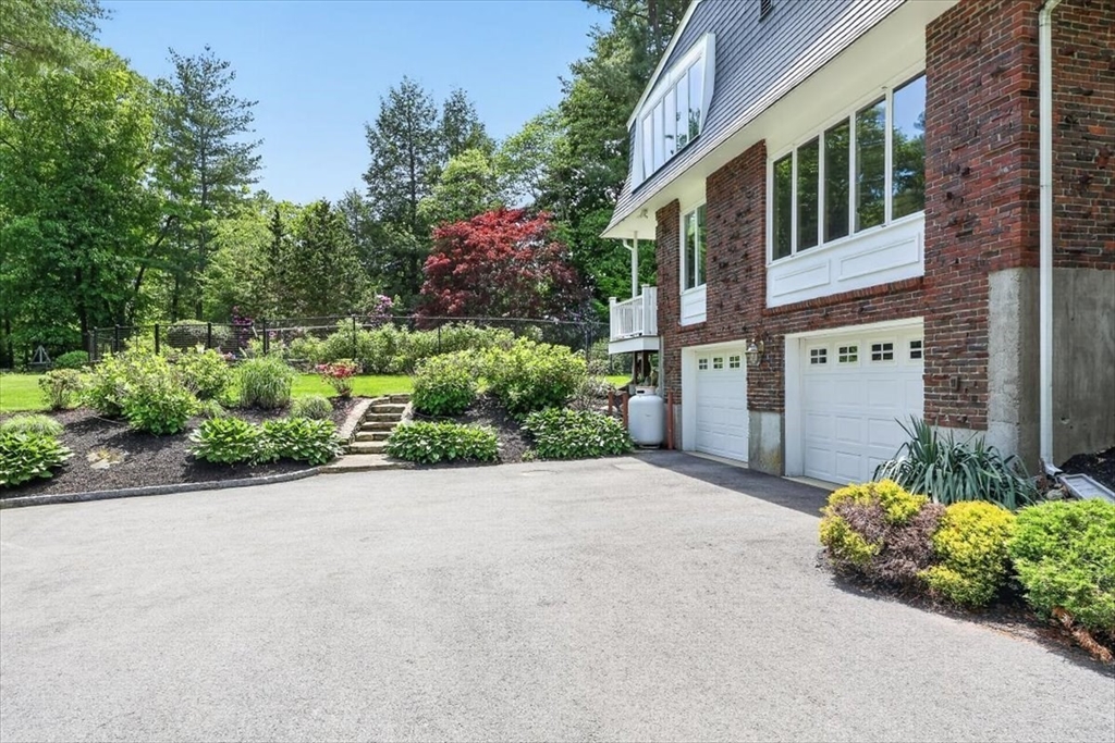 1 Grist Mill Lane