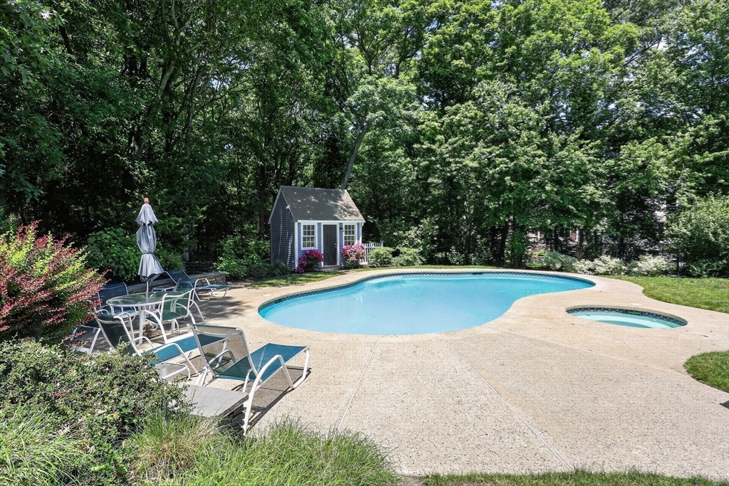 14 Isaac Sprague Drive