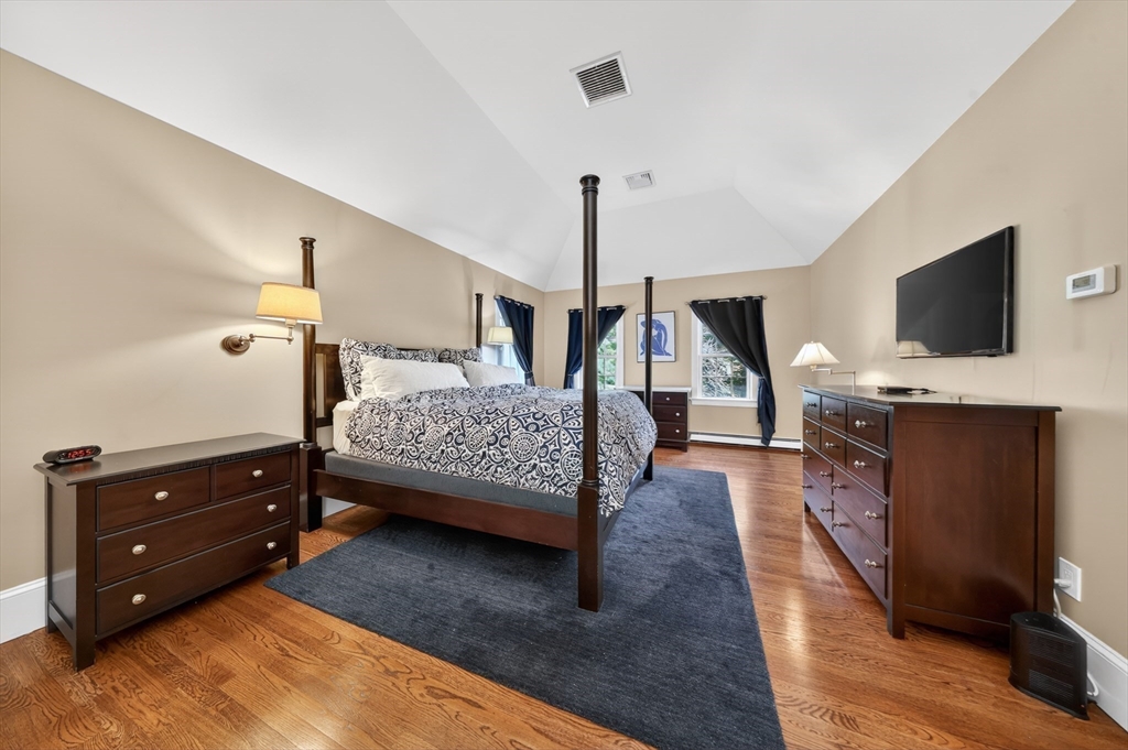 14 Isaac Sprague Drive
