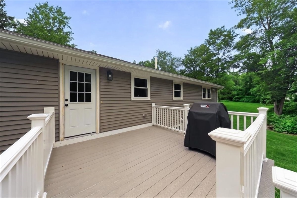 4 Pleasant St