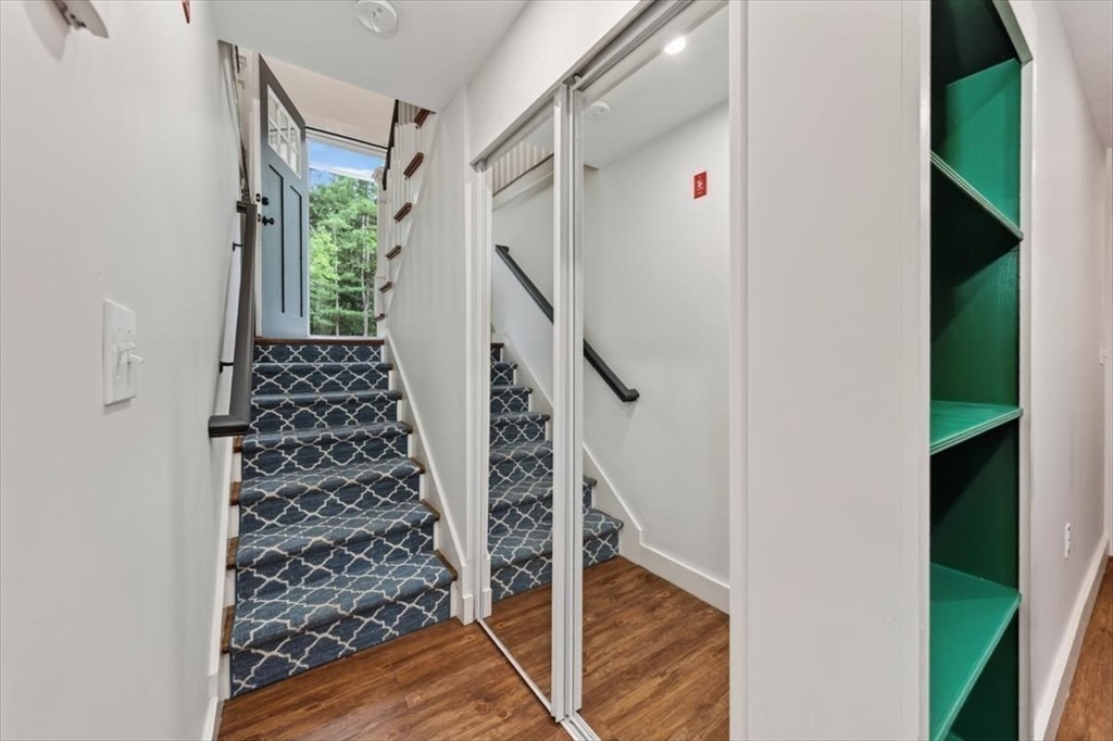 4 Pleasant St