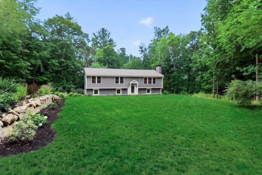4 Pleasant St