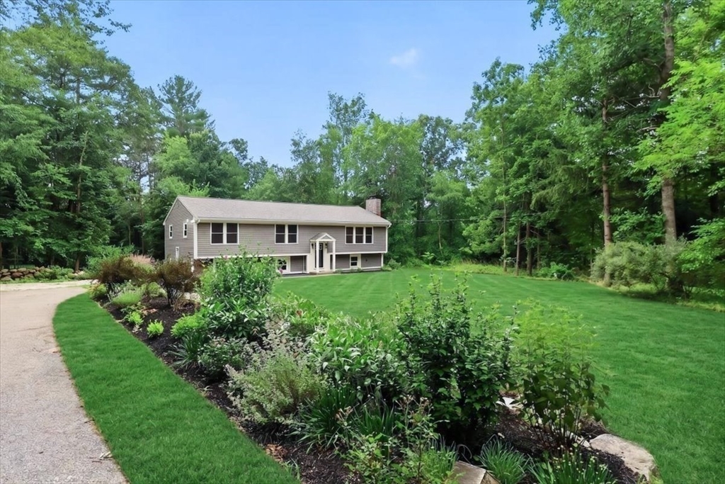 4 Pleasant St