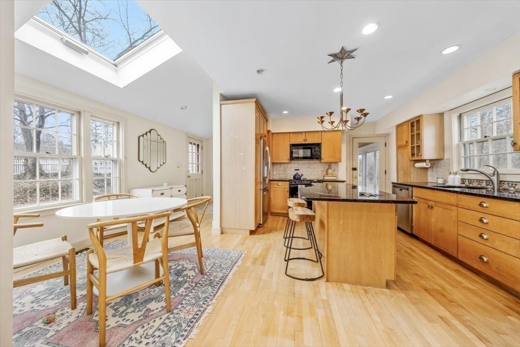 59 Cottage St