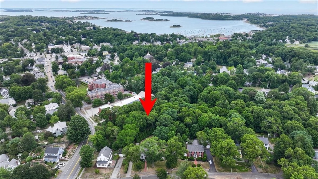 6 Bradford Rd