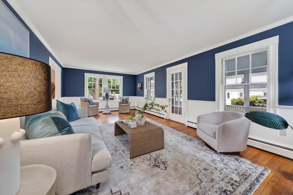 6 Bradford Rd