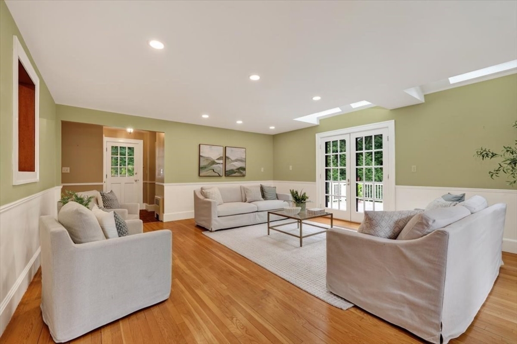 6 Bradford Rd