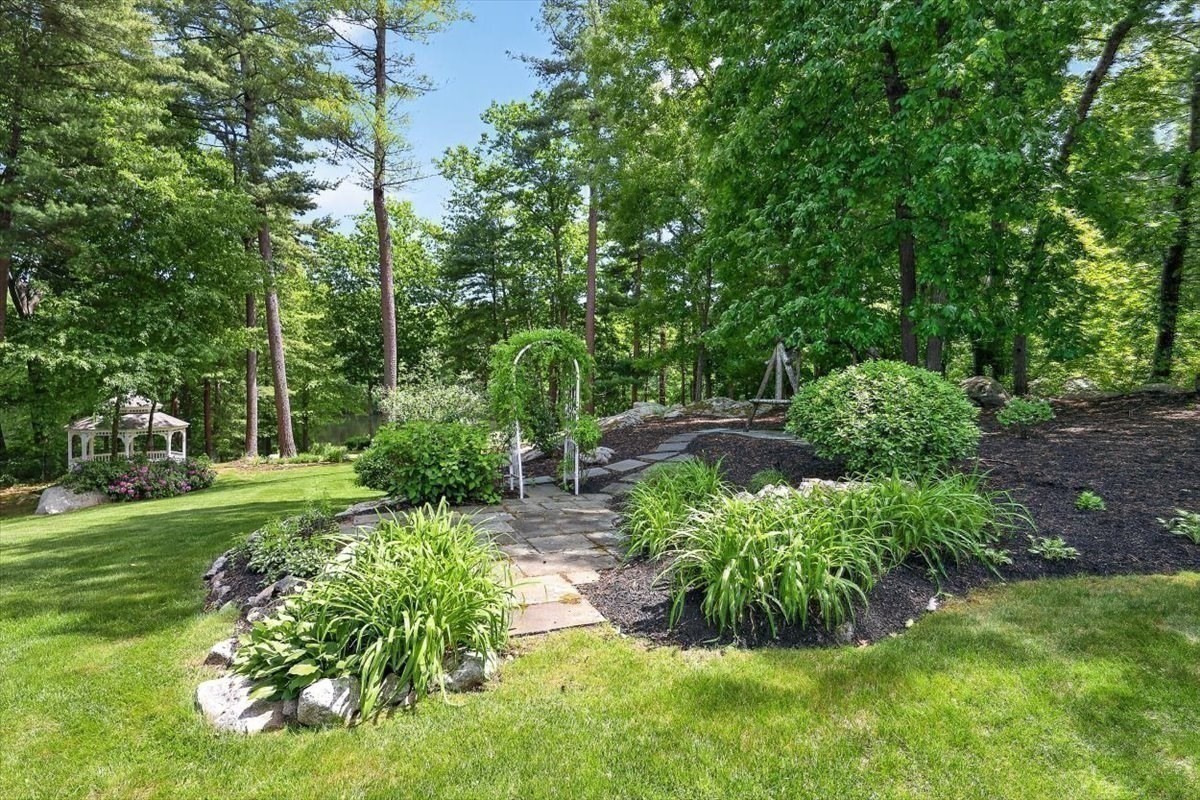 1 Grist Mill Lane